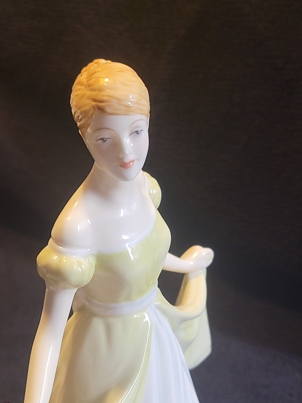 Royal Doulton White and Black Porcelain Marked Base Signed